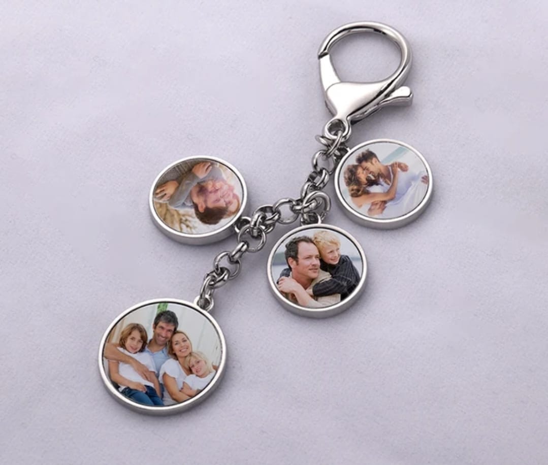 Round Photo Charms Keychains with D ring hardware